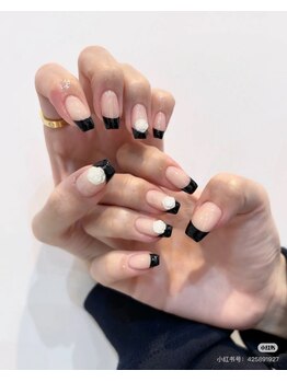 エルネイル(L.nail)の写真/【カラーやパーツでぎゅっとトレンド感♪お洒落で可愛いデザインが豊富】色混ぜや季節感に合わせてご提案＊