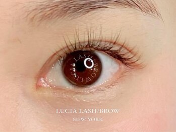 ルシアラッシュブロウ 新宿(LUCIA LASH BROW)/ボリュームラッシュ80本☆
