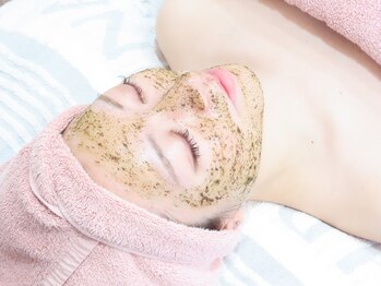 サロンドレヴ(salon de LaEv)