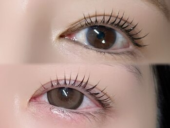 クレール(claire)/まっすぐすぎない上向きまつ毛