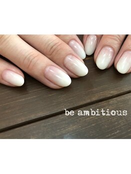 ネイルサロンアンドスクール ビーアンビシャス(be ambitious)/マットホワイトグラデーション