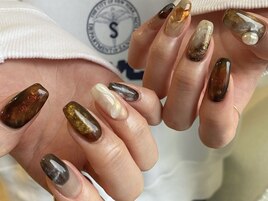 ダークトーンニュアンスネイル