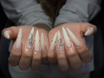 コモネイルスタジオ(CoMo Nail Studio)/