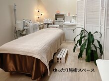 ポラリス(Polaris)の雰囲気（施術ルームです。ボディ、フェイシャルのマッサージ時は暗照明）