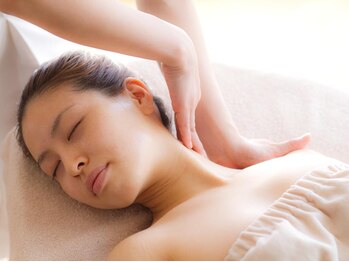 ビューティーサロン メイプルツリー/デコルテマッサージ♪