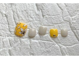 初回オフ無料！定額￥8900