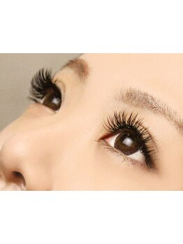 ボリュームのある目元にしたい