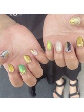 フレイムス アイラッシュ アンド ネイル(FRAMES)/うるうるキラキラニュアンス