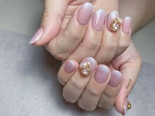 エレガネイル(elega nail)/自爪風*白グラデーションネイル