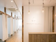アイドット 千葉店(i.)の雰囲気(落ち着いた雰囲気の店内♪眉毛/アイブロウ/眉/まゆげ/間引き)