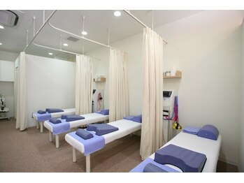 リコア鍼灸接骨院 国際通り(ReCORE鍼灸接骨院)/店内☆