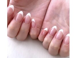 シンプルフレンチネイル