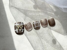 ガーリーチェックネイル