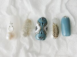 アラベスクボタニカル柄ネイル