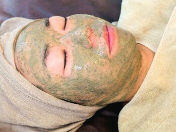 フロー(Flow)の写真/≪P有☆完全個室≫東広島で希少な【REVIハーブピーリング】♪圧倒的なエイジングケア&肌質改善効果◎