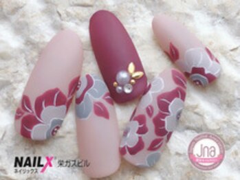 ネイリックス 栄ガスビル(NAILX)/大人上品に・・・