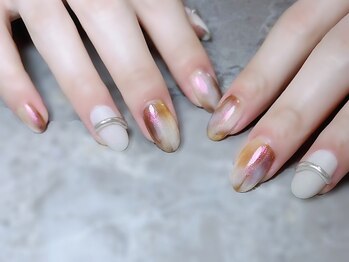 ネイルサロン レボルデ/