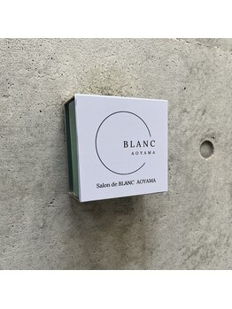 サロン ド ブラン アオヤマ(Salon de BLANC AOYAMA)/サロン入口