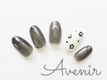 アヴィニール 表参道(Avenir)/ドットフラワー