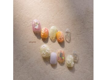 シルニー リム(Silny rim)/(上段)やり放題 / (下段) アシメ