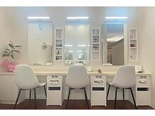 ジェイエステティック フレスポ山形店/お帰り前は充実のメイクブースへ