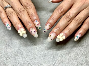 ネイルアンドアイラッシュ シヴァ(Siva)/