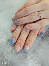 朱花 プルバイシュカ(fle by 朱花)/ブルーもやもやネイル