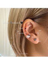 ミタス(Me+)/耳ツボジュエリー