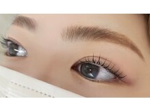 『アイブロウ+韓国式まつ毛パーマ』のセットメニューも人気！