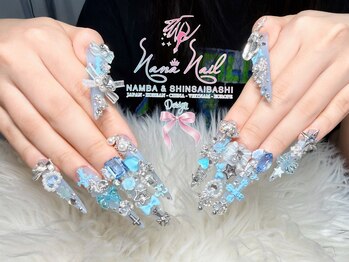 ナナネイル なんば店(NaNa Nail)の写真/【キャラネイル/地雷系/痛ネイルも★】海外から仕入れた可愛くおしゃれなパーツを選びきれないほどご用意♪