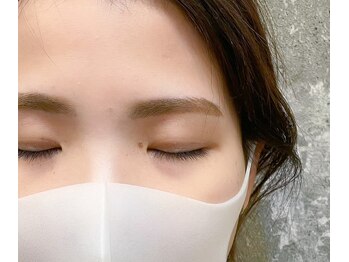 ダフネ(DAFNE)/ボサ眉活かし