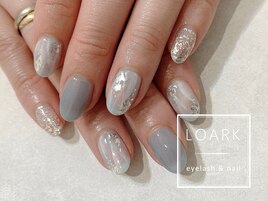 くすみブルー
