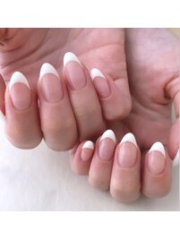 シンプルフレンチネイル