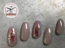 ネイルスミス(Nailsmith)/ベージュのホイルニュアンス