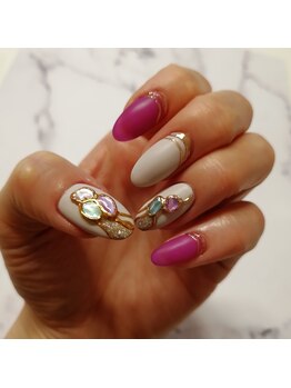 ネイルルーム プリル(Nail Room pulir)/