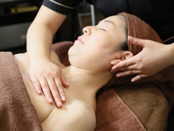 アフロディーテ(Aphrodite)/心地よいフェイスアップ♪