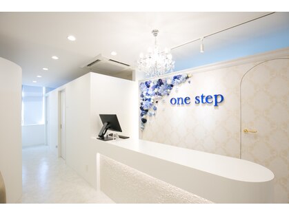 ワンステップ 富士店(one step)の写真