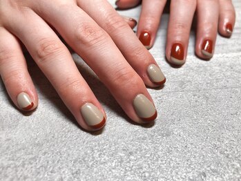 プルメリア(Plumeria)/【ハンド】非対称フレンチ