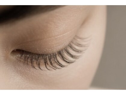 エニー アイラッシュ(enny eyelash)の写真