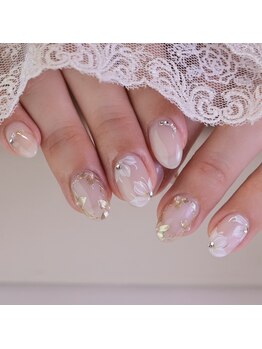 ピオニーネイル(peony nail)/ミラー&ホワイトフラワー