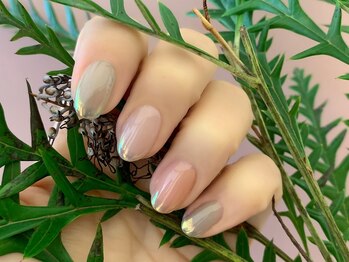 スタンダード アイネイル/オーロラミラーネイル¥9900