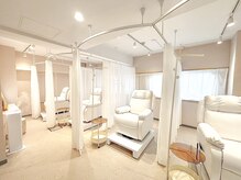 アミニー(Aminy)の雰囲気（半個室でゆったり施術が受けられます♪）