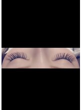 フリルアイビューティ 豊中店(Frill Eye Beauty)/