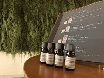 ハピスパ(HAPPISPA)の写真/森林浴のような非日常空間で、カスタムリラクゼーションを体験♪ヘッドスパで、首や肩こりの辛さを改善！