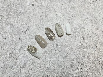 アンドエミニー エン ラボーテ(& EMINY 艶 la beaute)/【ニュアンスアート】