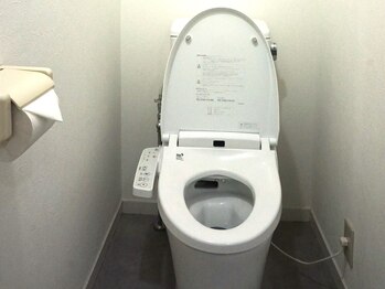 グリター(GlitteR)/お手洗い