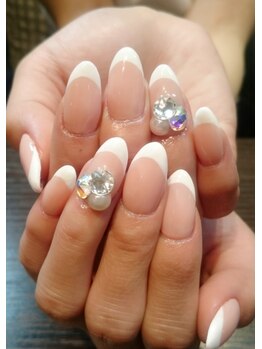 ラブリーアイズ ソーリスネイル(lovely eyes/solis nail)/120分コース(OFF無し)