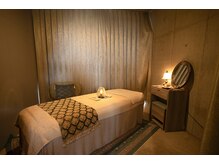 キフィ(kyphi)/アロママッサージ/肩こり/腰痛