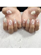 エムズネイル(M’s NAIL)/ラメ×ホワイトうねうね模様☆