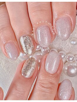 ネイルエルフ(Nail Aelf)/ホワイトグレーの美肌カラー
